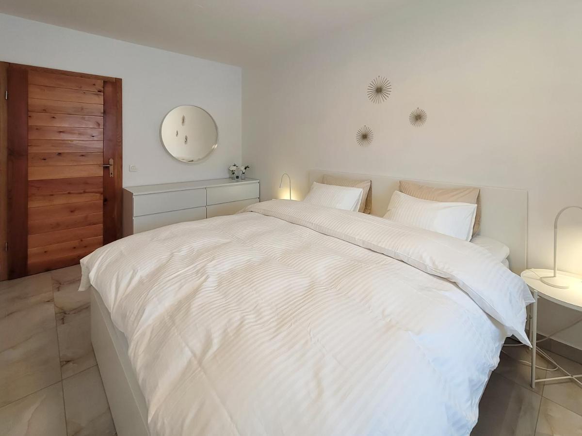 Apartments Julian Experience Rateče Екстериор снимка