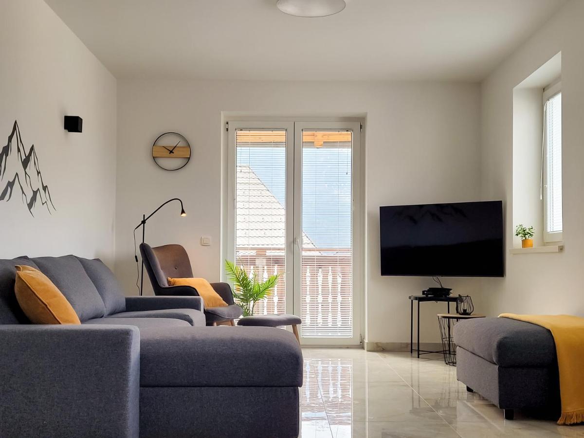Apartments Julian Experience Rateče Екстериор снимка