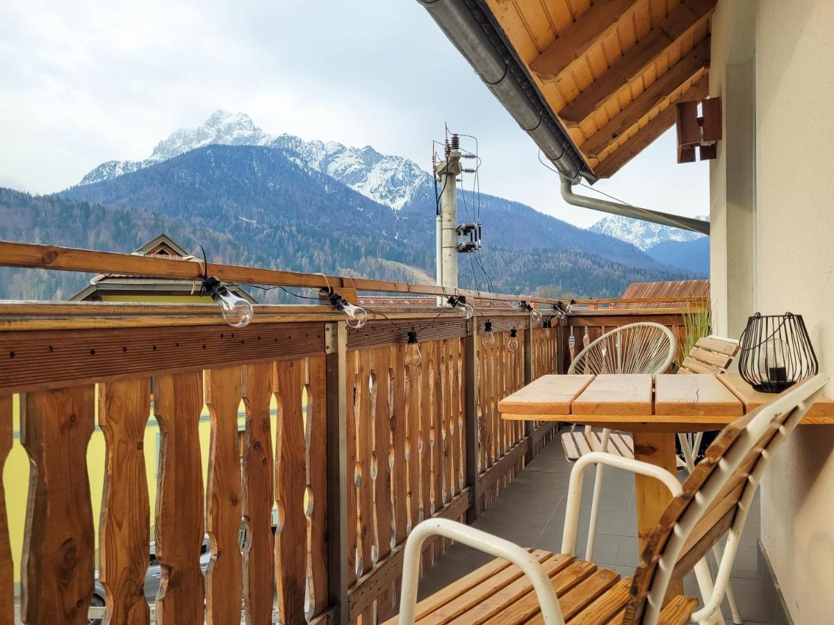 Apartments Julian Experience Rateče Екстериор снимка
