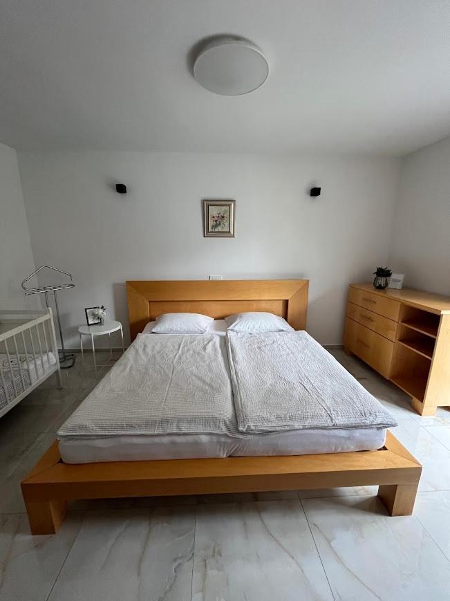 Apartments Julian Experience Rateče Екстериор снимка
