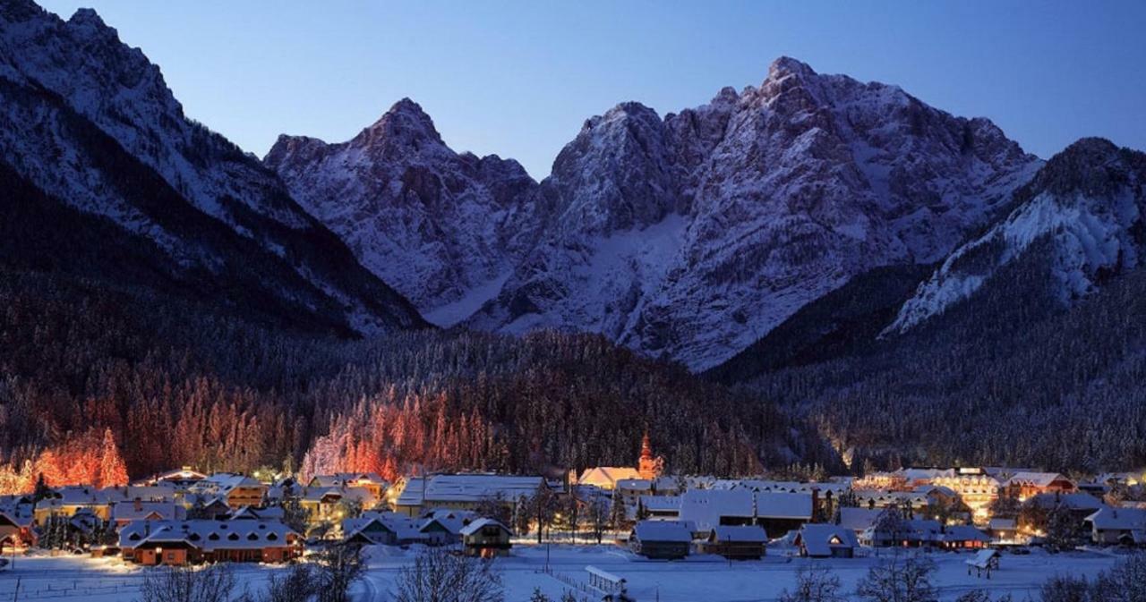 Apartments Julian Experience Rateče Екстериор снимка